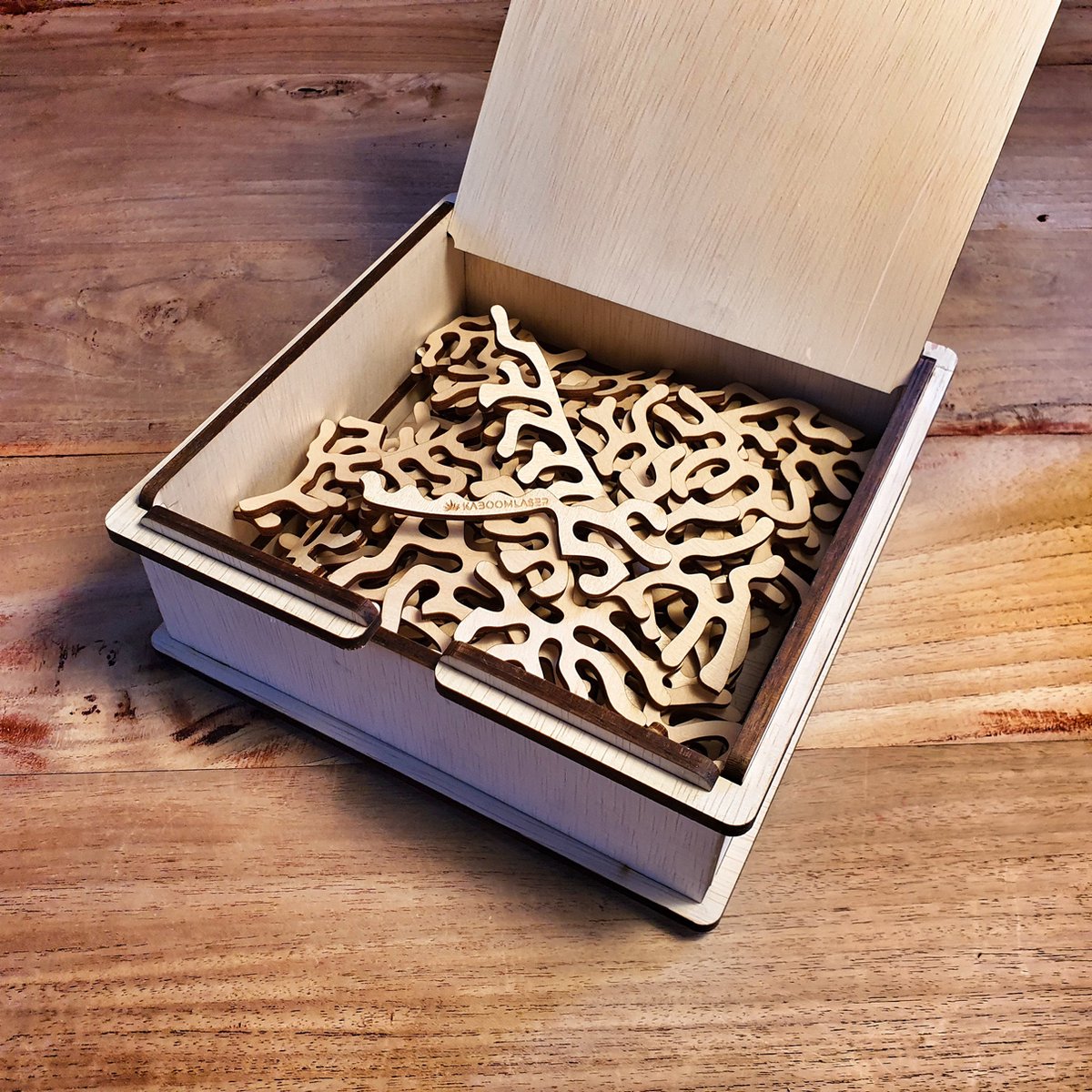 Hersenkraker houten legpuzzel voor volwassenen | Jigsaw | Gemaakt in Nederland | Pure wood puzzles by Kaboomlaser